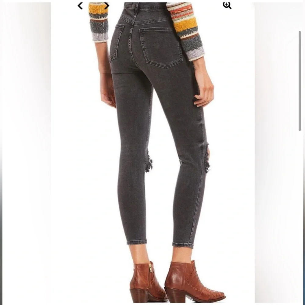 NWOT Free People High Rise Distressed Jeans